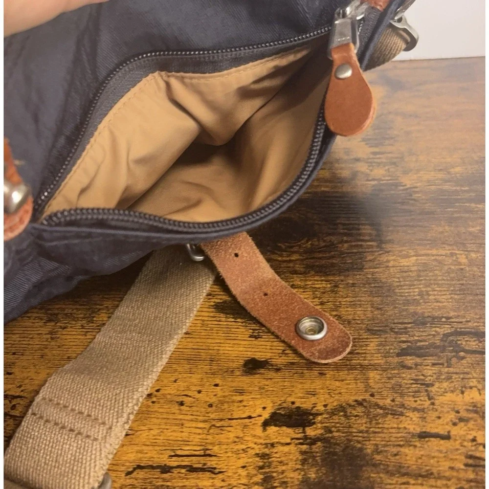 J.Crew Dry Goods Harwick Nylon Messenger Bag Blue Leather Trim Shoulder Strap